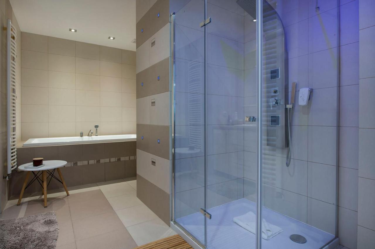 Apartament Familijny Delux Swinoujscie Bagian luar foto